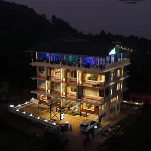 Resort Gee & Heights